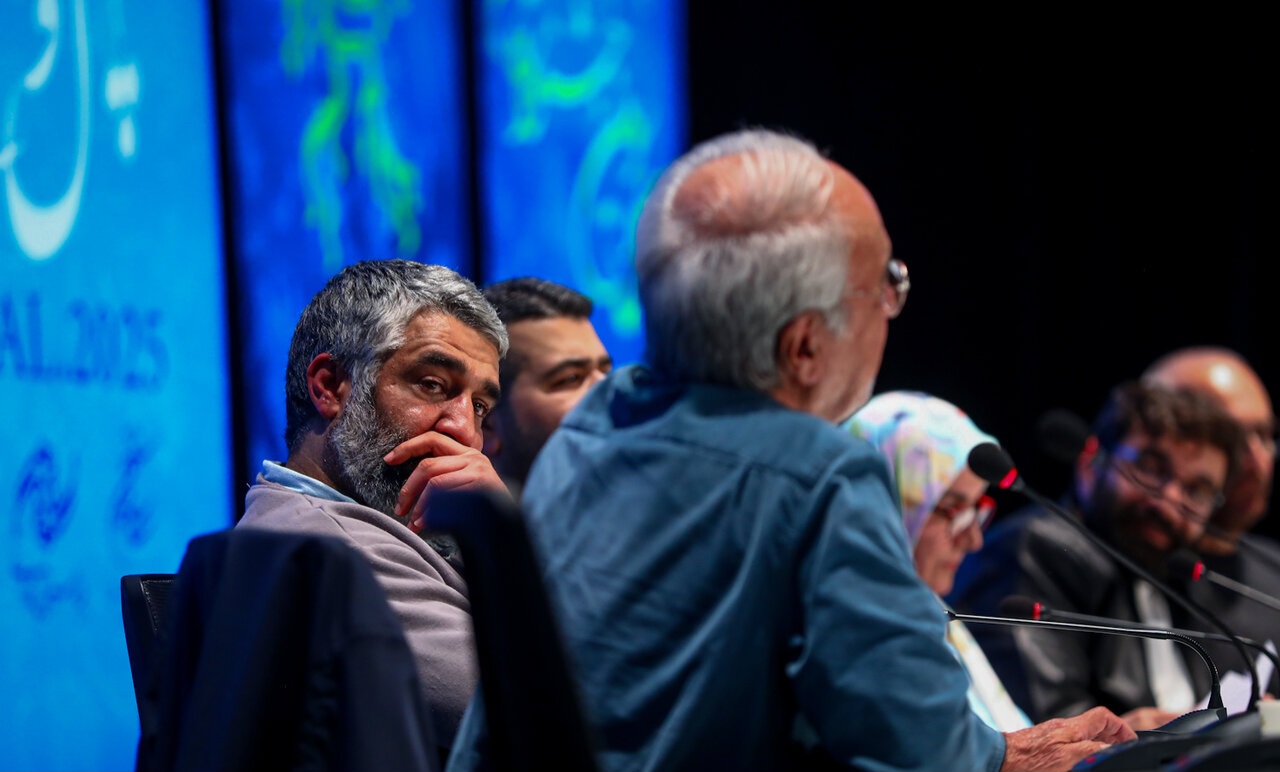 پژمان جمشیدی: تا زنده‌ام، خاک ایران را با هیچ‌جای دنیا عوض نمی‌کنم؛ مرگ من روزی‌ست که جلوی شما شرمنده باشم