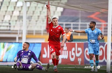 خبرسازی دوباره بازیکن پرحاشیه پرسپولیس خبرسازی دوباره بازیکن پرحاشیه پرسپولیس