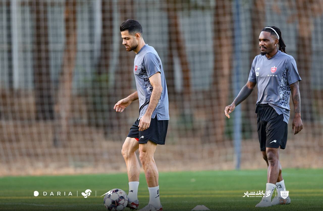 دو پرسپولیسی رقیب استقلال و تراکتور در آسیا
