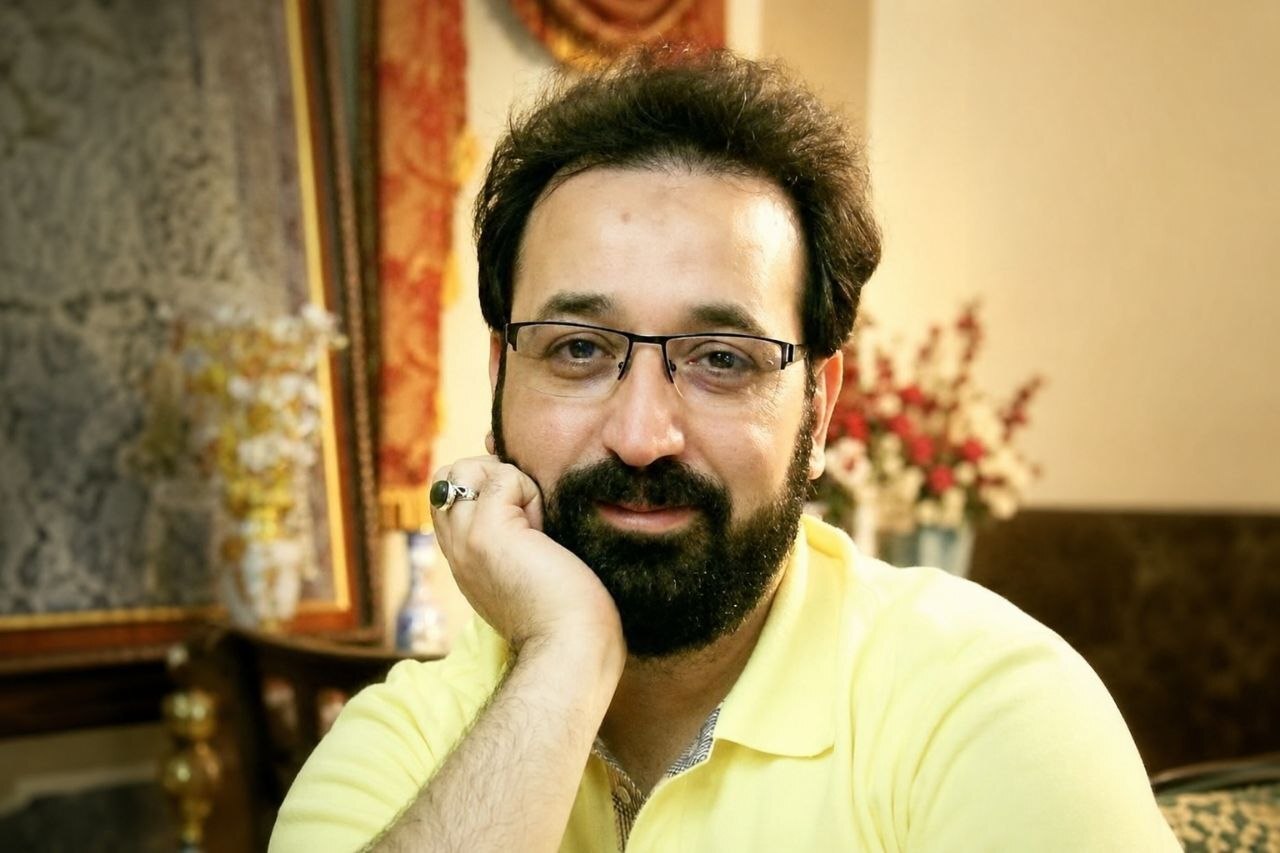 پیکر فرزاد جمشیدی در قطعه هنرمندان آرام گرفت پیکر فرزاد جمشیدی در قطعه هنرمندان آرام گرفت