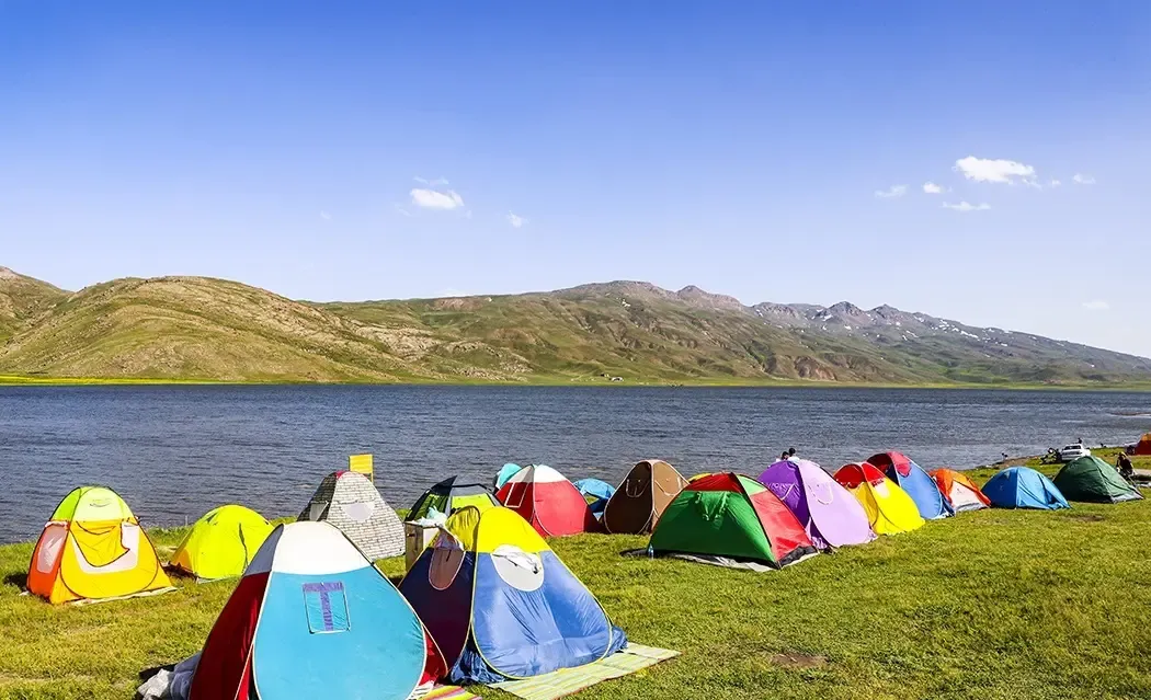 Neor_Lake_13990317000448637270483267053820_65591_PhotoT