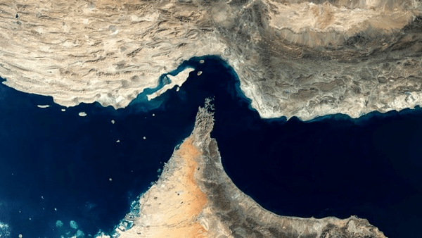 سامانه ثبت اجازه عبور از تنگه هرمز دوباره در دسترس قرار گرفت سامانه ثبت اجازه عبور از تنگه هرمز دوباره در دسترس قرار گرفت