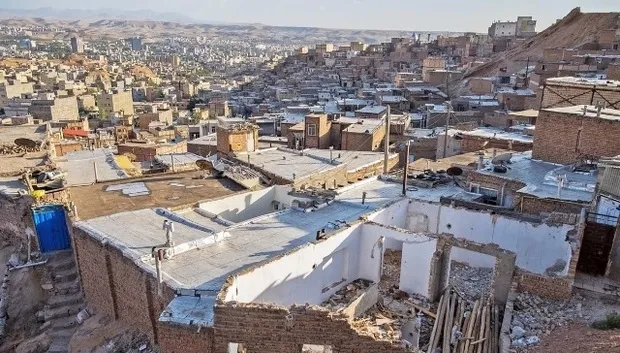 روزگار سخت بازنشستگان اجاره نشین؛ «سالمندان» به اجبار در حاشیه شهرها ساکن شده‌اند