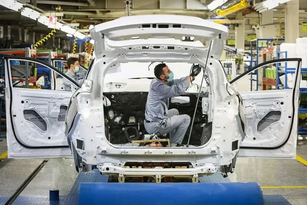 iran-khodro-revenue-growth-inflation-car-prices-1405-6-1024x683