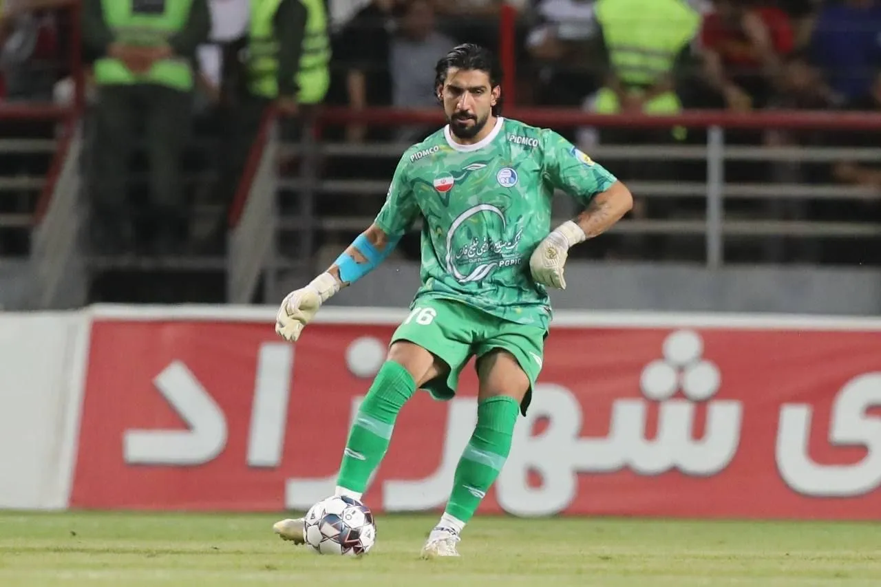 فرعباسی مقابل پرسپولیس در دربی ۱۰۷؛ پنجمین کلینشیت یا پایان رکورد؟ فرعباسی مقابل پرسپولیس در دربی ۱۰۷؛ پنجمین کلینشیت یا پایان رکورد؟