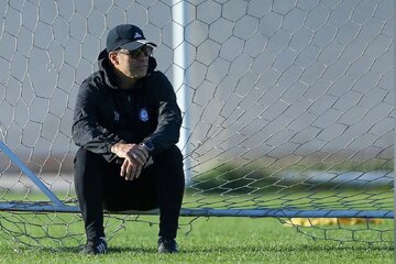 ناکامی مطلق سرمربی جدید پرسپولیس در بازیهای بزرگ ناکامی مطلق سرمربی جدید پرسپولیس در بازیهای بزرگ
