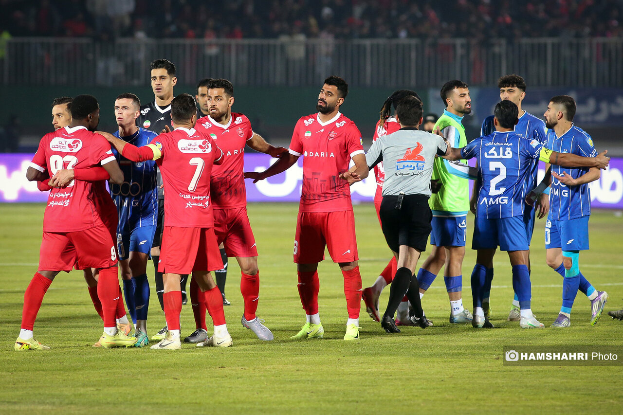 استقلال و پرسپولیس در دورترین فاصله ممکن قبل از دربی استقلال و پرسپولیس در دورترین فاصله ممکن قبل از دربی