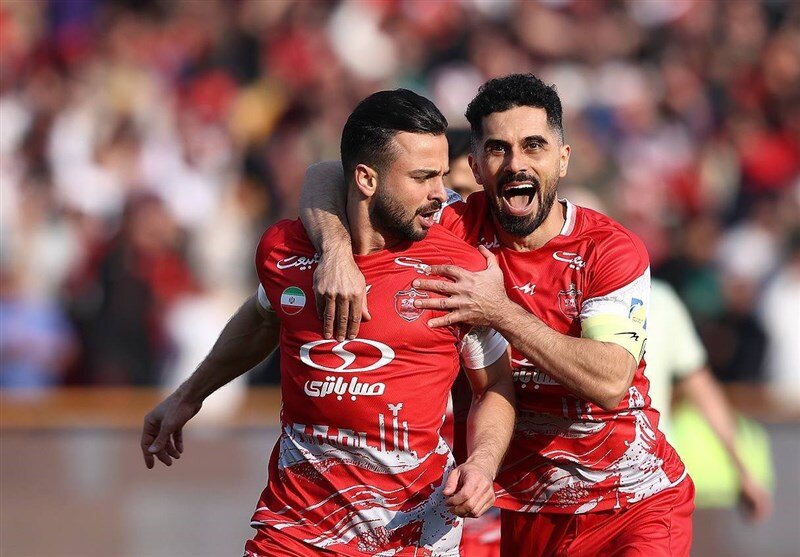 ممنوعیت حضور ۳ بازیکن پرسپولیس در تمرینات ممنوعیت حضور ۳ بازیکن پرسپولیس در تمرینات