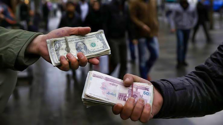 خروج اسکناس ایرانی از مرزها تا چه اندازه صحت دارد؟ خروج اسکناس ایرانی از مرزها تا چه اندازه صحت دارد؟