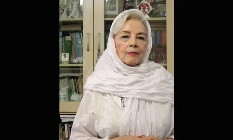 شهناز کیکاووسی ملقب به افسانه ملک خواننده